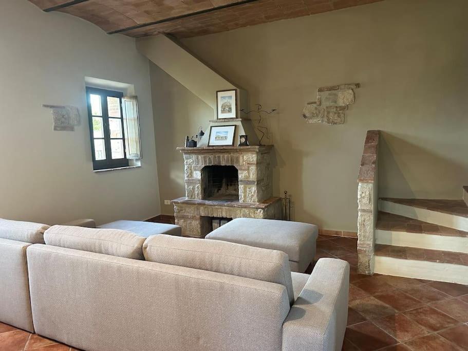 Cozy Home In Countryside Asciano Siena -Renovated! Εξωτερικό φωτογραφία